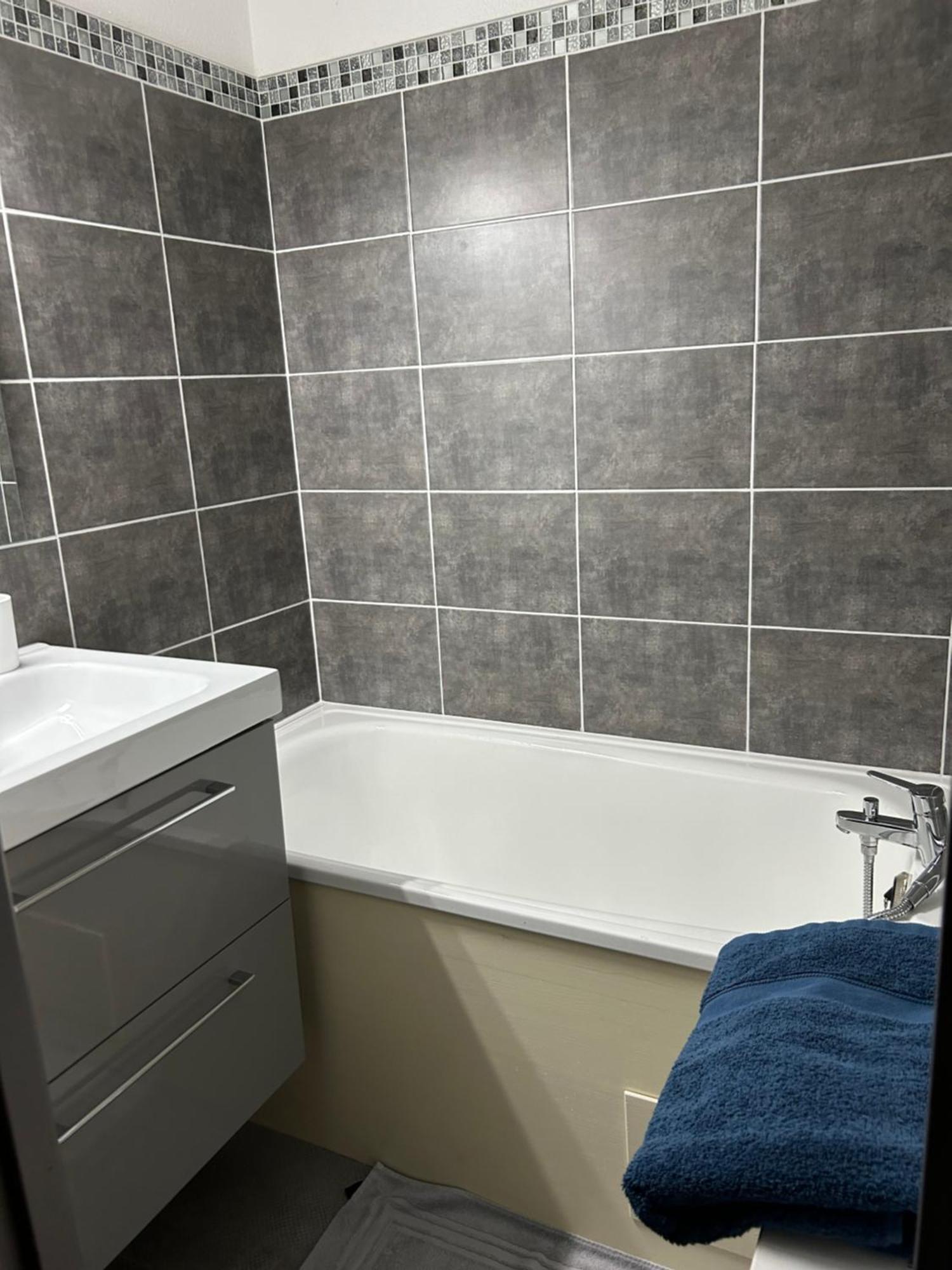 Appartement Confortable Abondance Centre-Ville Ngoại thất bức ảnh